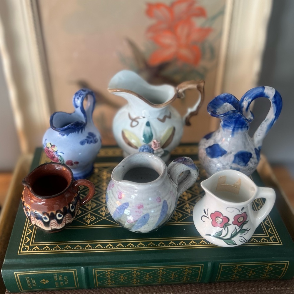 Mini pitcher lot